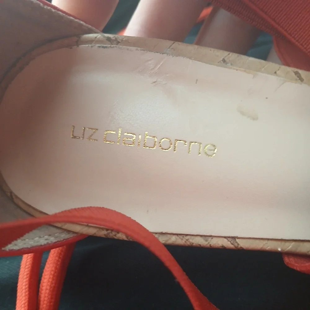 Liz‎ Claiborne Womens Red Strappy Elastic Cork Wedge Sandals Size 8M Back Zip